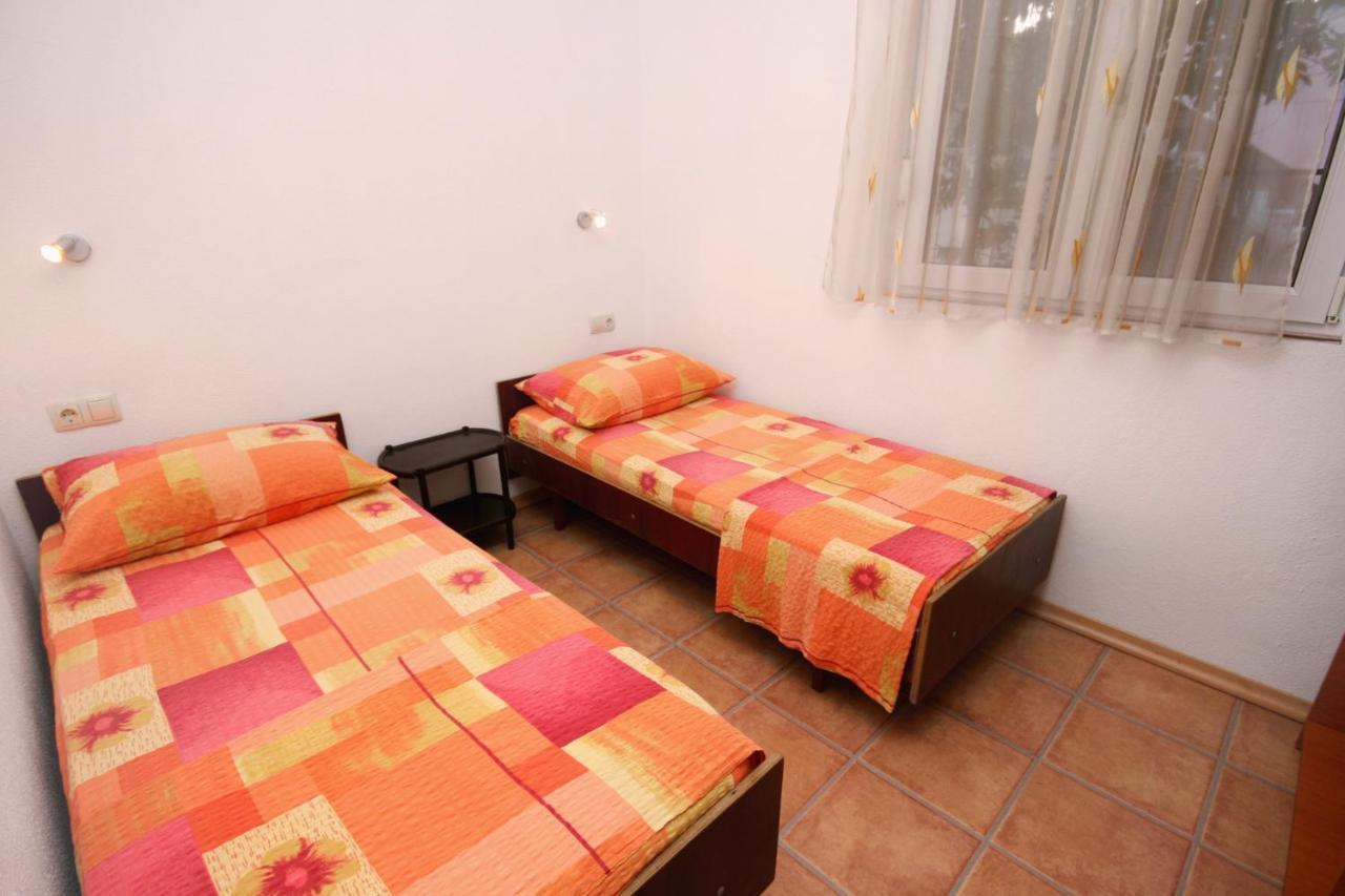 Apartments With A Parking Space Podaca, Makarska - 6050 Exterior photo
