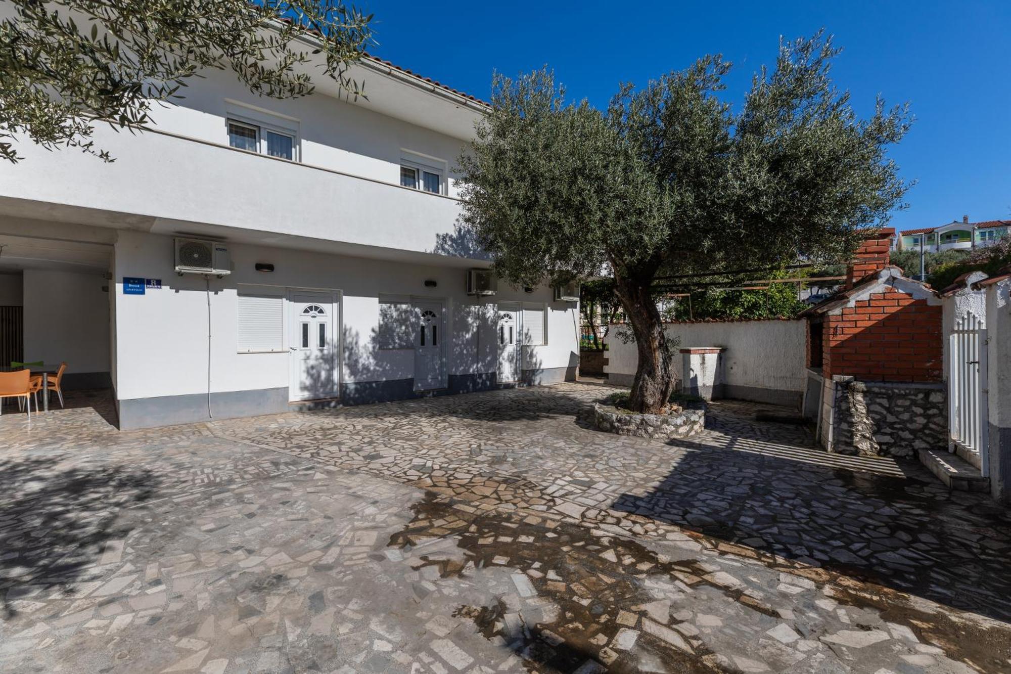 Apartments With A Parking Space Podaca, Makarska - 6050 Exterior photo